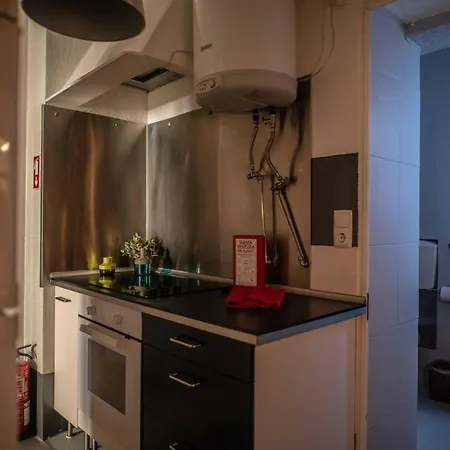 The Blue House - Lively Bairro Alto Lisboa